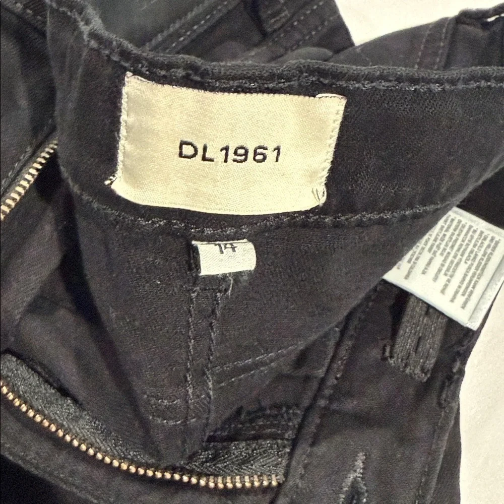 DL1961 boys Slim Black Jeans. Size 14.